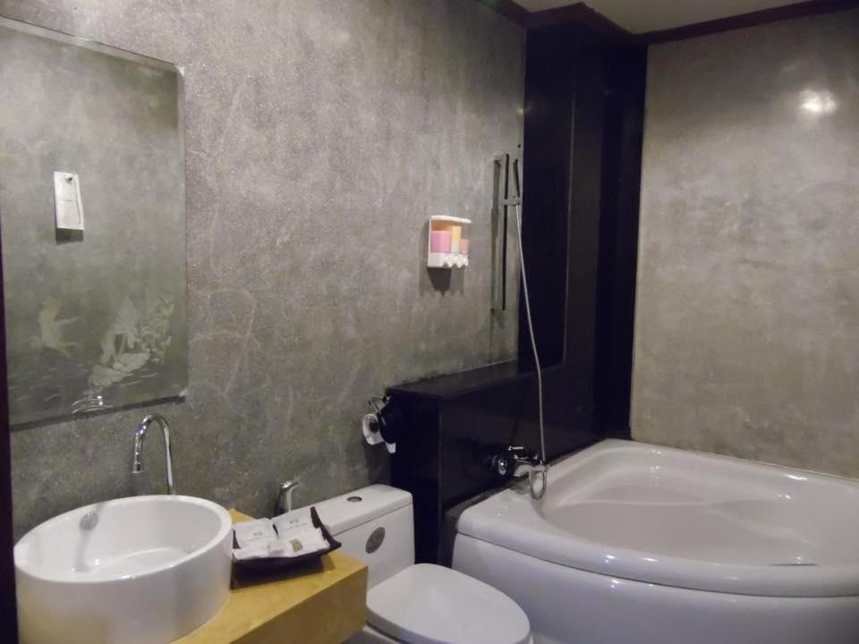 Charming Lao Hotel Muang Xai Exteriér fotografie